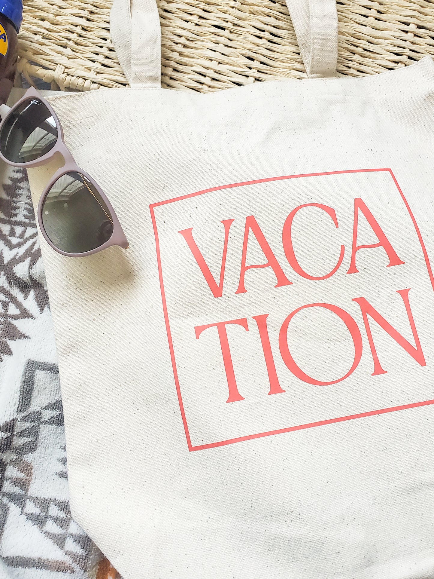 'vacation' tote